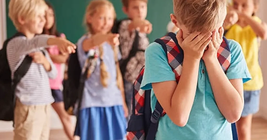 aile-ve-unicef-dijital-tehditler-ve-akran-zorbaligini-konusacak-YJghtPcp.webp