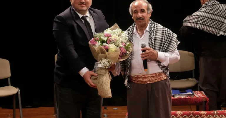 anadolunun-zengin-kulturu-ve-gelenegin-izleriyle-coskuya-donustu-V4Z91bpP.webp