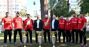 antalya-muratpasa-spor-kulubunde-gorev-bolumu-yapildi-dIez2gAZ.webp