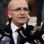 bakan-simsek-cari-acik-yil-sonu-tahminlerin-altinda-olacak-cG9OnRV7.webp