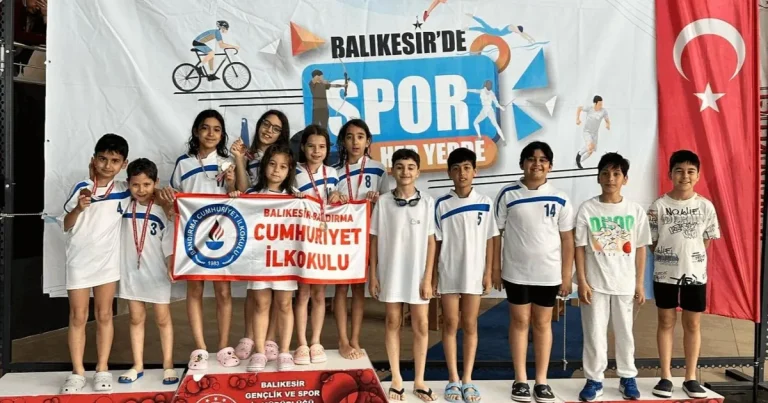 balikesir-buyuksehirin-minikleri-madalyalari-topladi-z5BYfeNV.webp