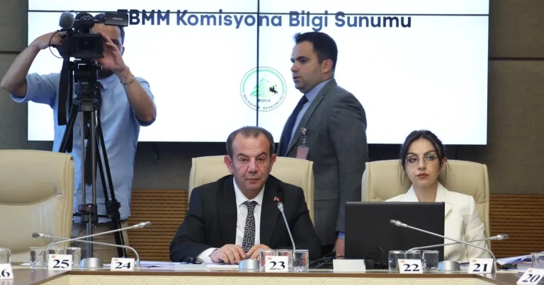 bolu-kartalkaya-otel-yangini-komisyonda-baskan-ozcandan-denetim-yetkimiz-yok-savunmasi-wtfSQsgc.webp