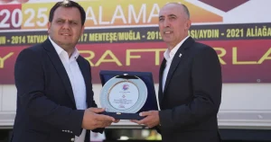 bremenden-uzanan-dost-eli-dalamana-ulasti-kNnGBXJq.webp