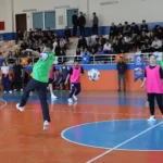 bursa-inegolde-engeller-sahada-asildi-QBfhDeKi.webp