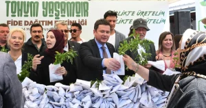 bursada-osmangazi-belediyesinden-ucretsiz-fide-dagitimi-Yx7nICqT.webp