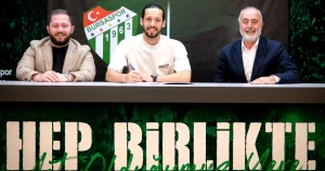 bursaspor-batuhan-yayikci-ile-sozlesme-imzaladi-dLFUlvbv.webp