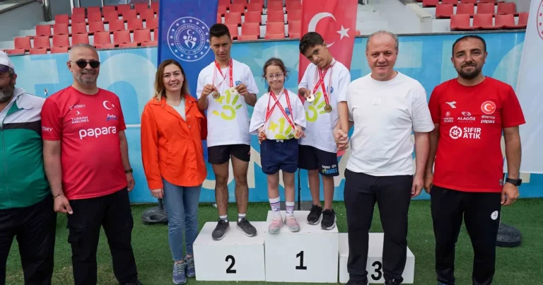 dosd-meram-spor-kulubune-madalya-yagmuru-LHUMpaQB.webp
