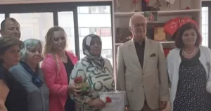 ege-karadenizli-kadinlar-selvi-polati-yilin-annesi-secti-Hz9neArP.webp