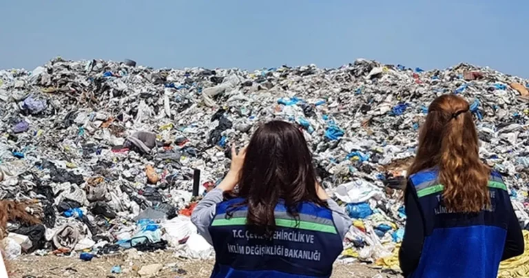 izmir-buyuksehire-37-milyon-tl-cevre-cezasi-szymOyTl.webp