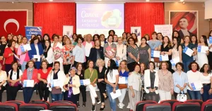 izmir-cigli-kadinlar-dijitalde-basariyla-ilerliyor-RMnaQzwK.webp