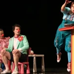 izmirde-soytarilar-okulu-sahnelendi-mQZi7UIp.webp