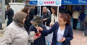 kacepten-anneler-gunune-ozel-kutlama-ENJ214ND.webp