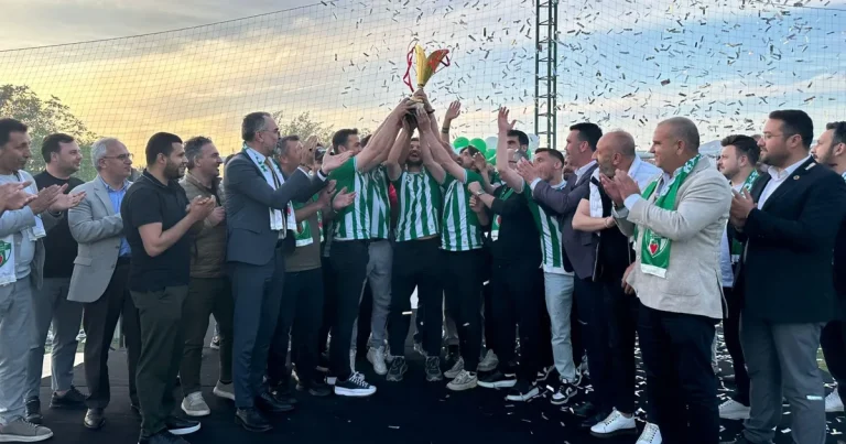 kestelde-birliktelik-sampiyonluk-getirdi-bphXOksi.webp
