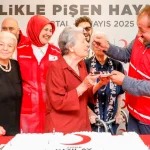 kizilaydan-anneler-gunune-ozel-kutlama-wve11nBF.webp