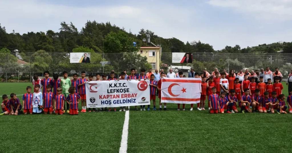kktcli-minikler-antalya-kumlucada-dostluk-macinda-qK9a5ylP.webp
