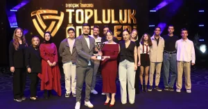 konya-genclik-meclisi-odullendirdi-m5lz8qdv.webp