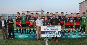 konya-selcukluda-ortaokullarin-futbol-heyecani-rFAiEAbK.webp