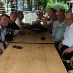 lise-arkadaslari-42-yil-sonra-bir-araya-geldi-q7Thb4RW.webp