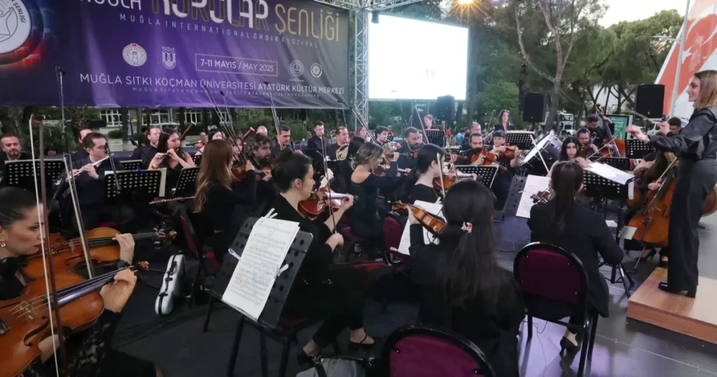 mugla-korolar-senligi-gorkemli-bir-acilisla-basladi-njyyDwNk.webp
