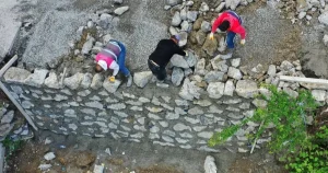orduda-heyelan-riskine-karsi-tas-duvar-onlemi-UprbV3xF.webp