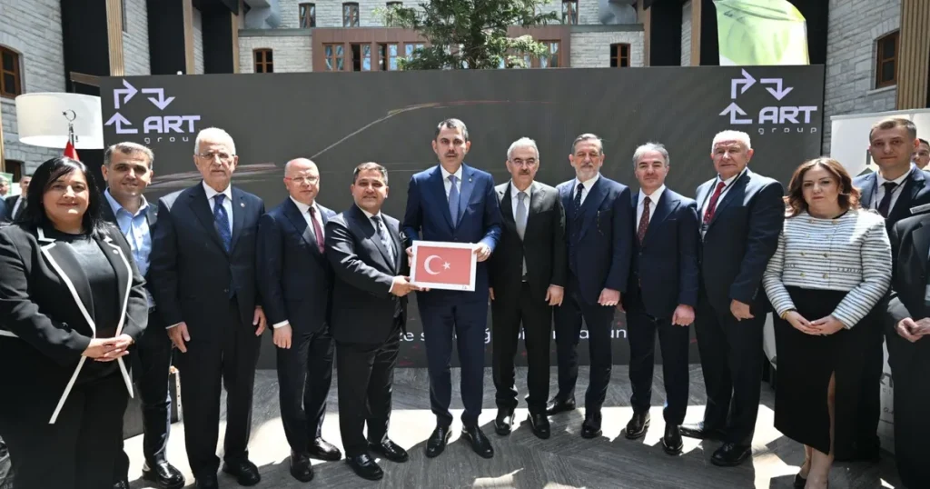 surdurulebilir-gelecege-bursadan-art-group-imzasi-xwMrh6Zz.webp