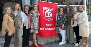 tysd-mudanya-subesinden-annelere-ozel-kutlama-4kpIHA4R.webp